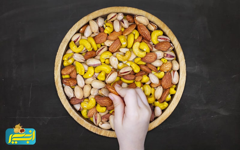 فواید شگفت انگیز آجیل برای کودکان